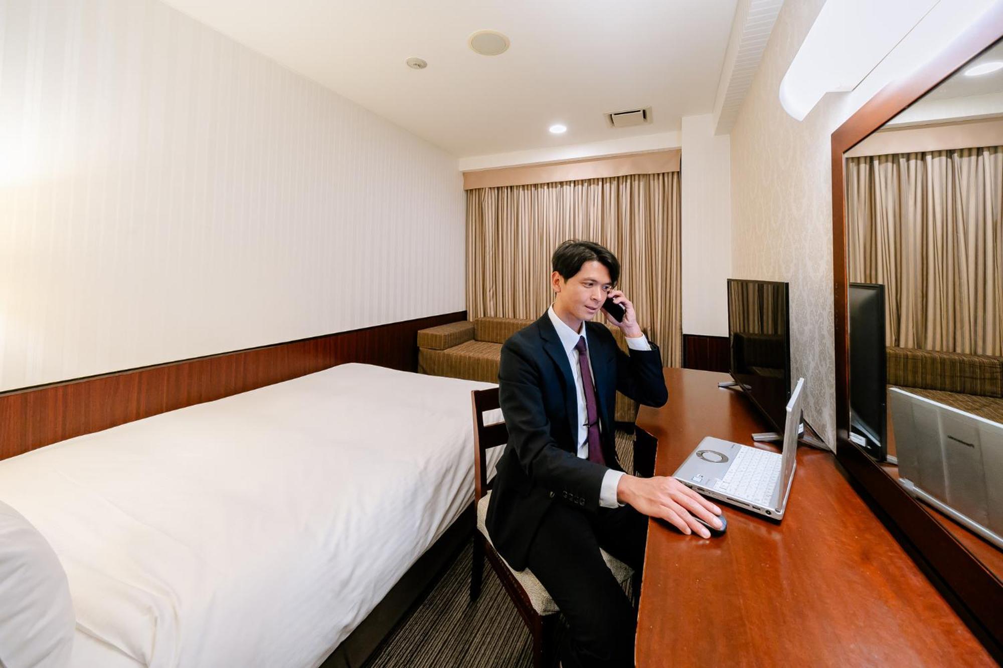 Hotel Hillarys Osaka Eksteriør billede