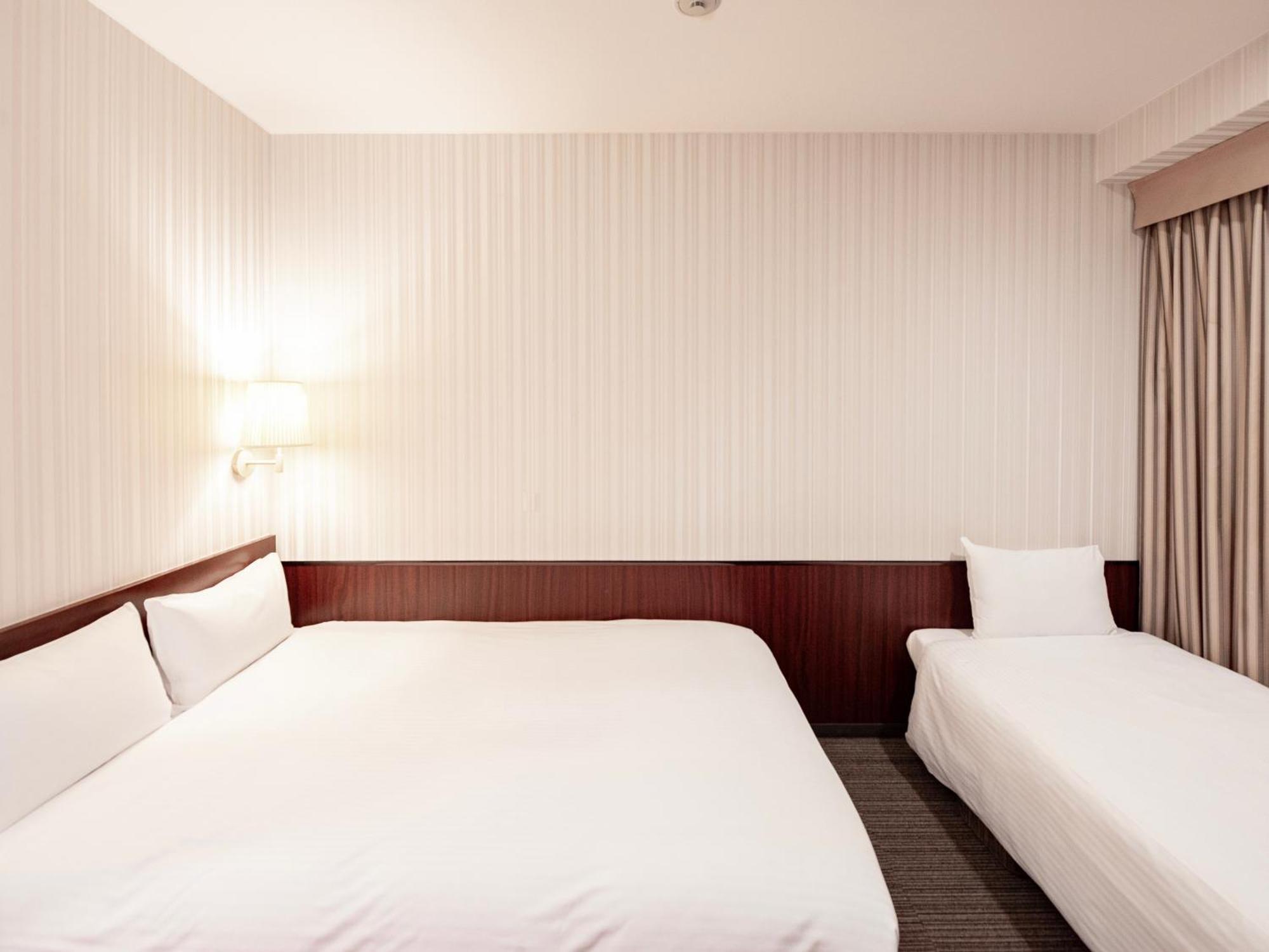 Hotel Hillarys Osaka Værelse billede